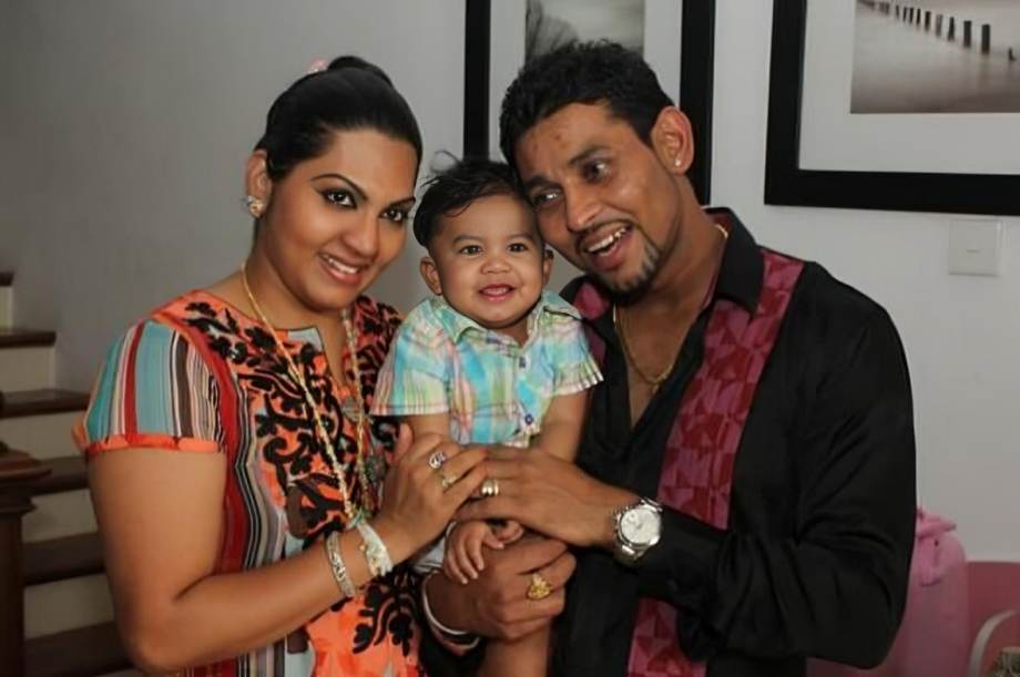 Tillakaratne Dilshan cheating wife