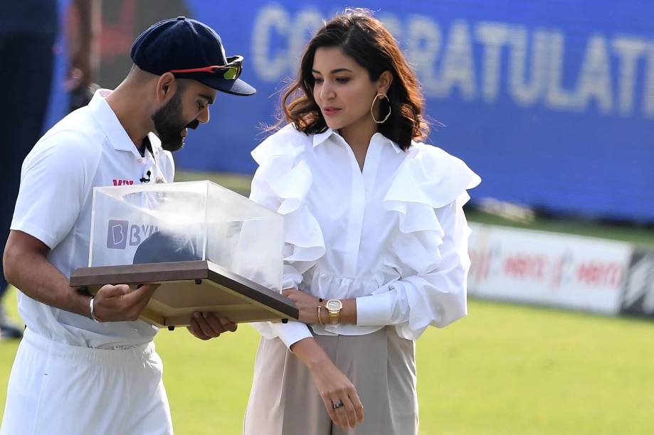 Virat Kohli (India) – Anushka Sharma