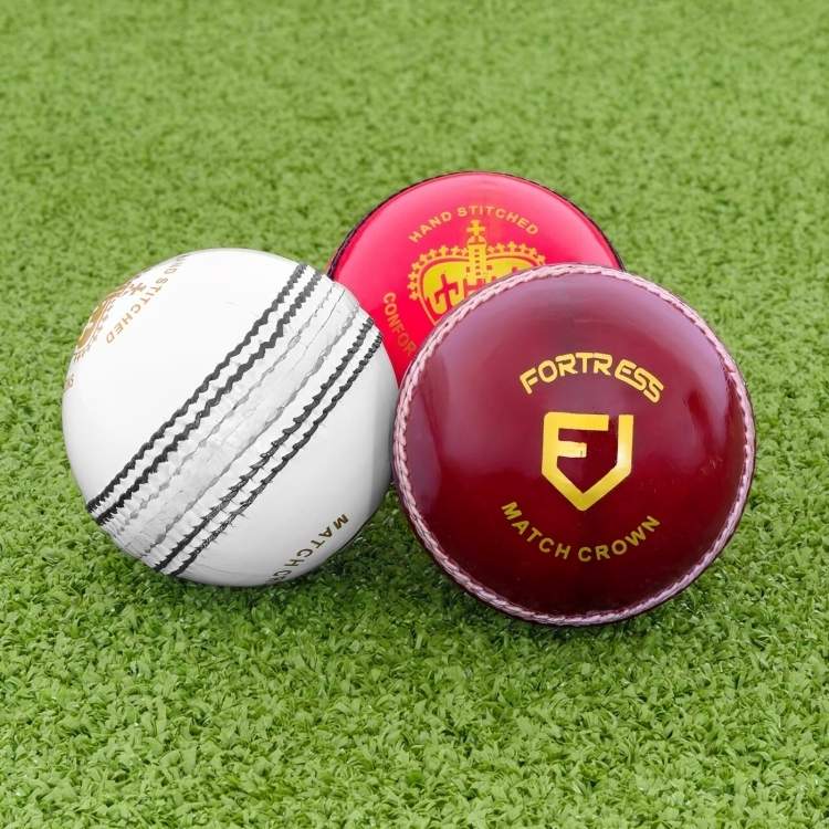 E2bet Cricket Ball Brands