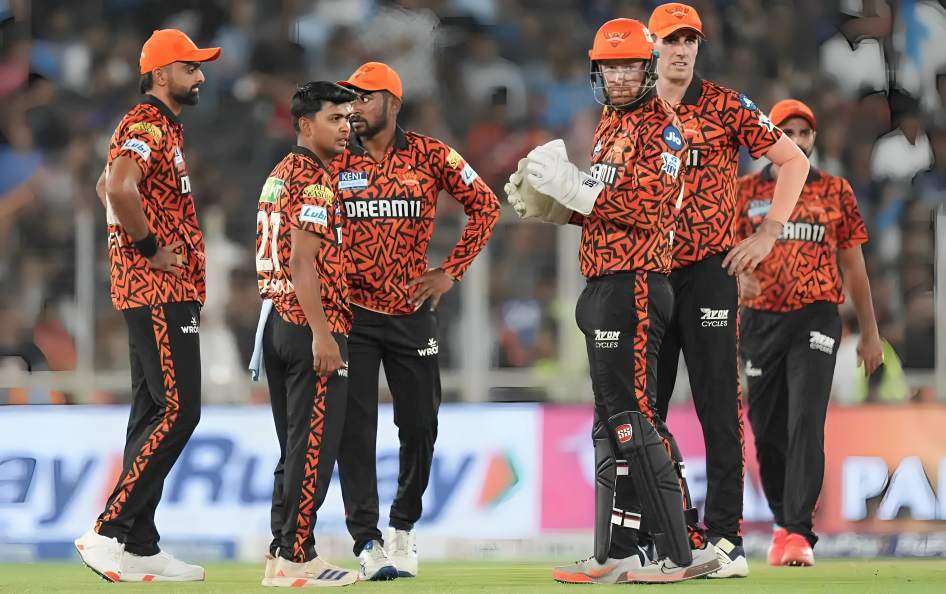 IPL 2025: স্মরণ রবিচন্দ্রনের বদলি হিসেবে হর্ষ দুবেকে দলে নিল সানরাইজার্স হায়দরাবাদ।
