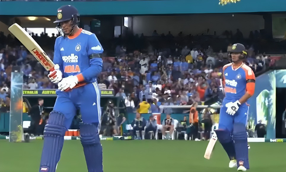 ZIM vs IND ভারত ও জিম্বাবুয়ের খেলোয়াড়রা কেন কালো ব্যান্ড পরছেন?